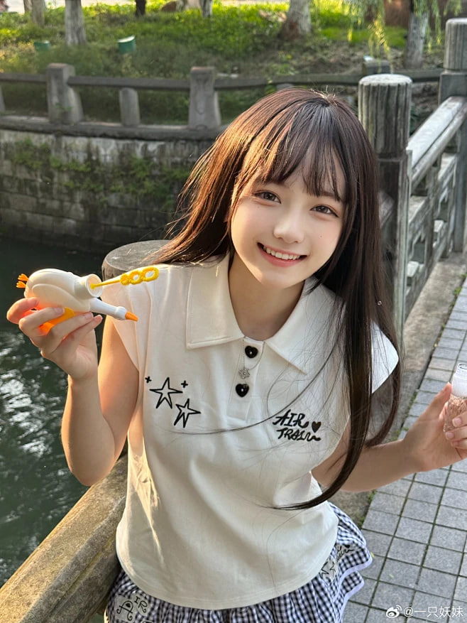 雾港折柳·未删减海报
